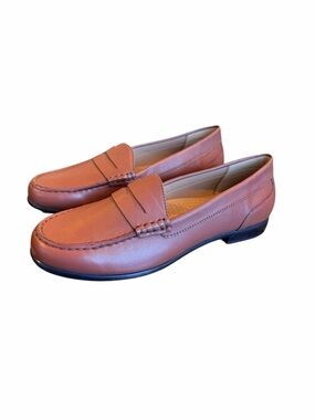 Classic Penny Loafers‎ in Tan